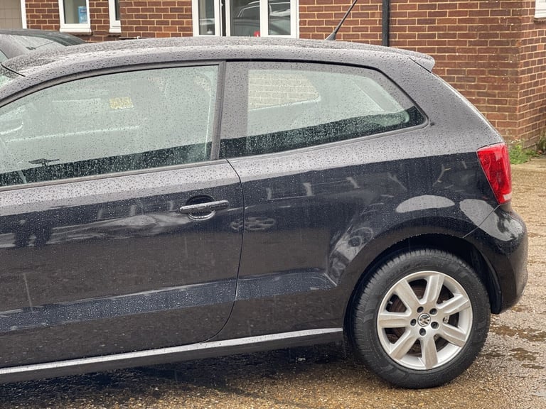 VOLKSWAGEN POLO 1.4 SE 2011