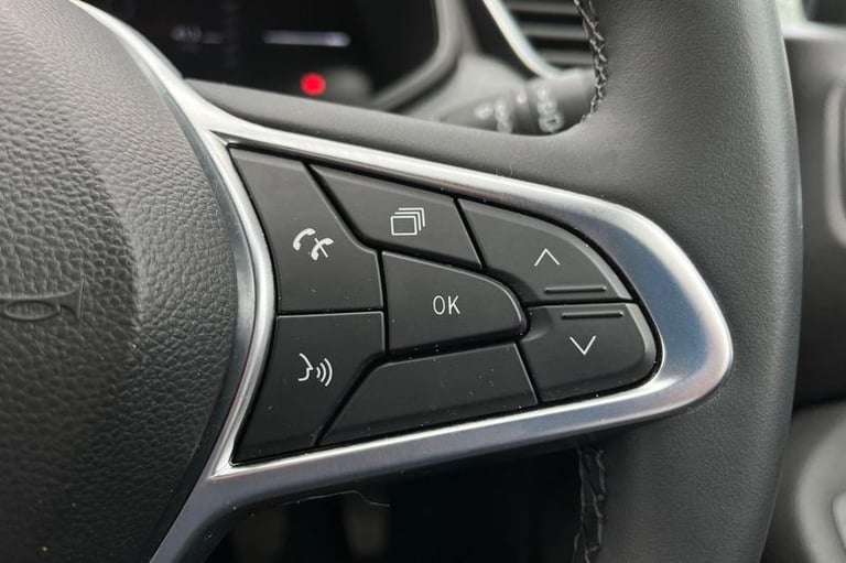 2024 Renault Clio 1.0 TCe evolution Hatchback 5dr - KEYLESS GO with AUTO LOCK, CRUISE CONTROL Hat...