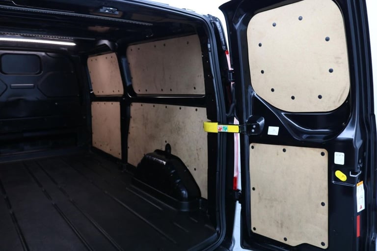 2023 Ford Transit Custom 2.0 320 Limited EcoBlue Automatic 170 BHP L2 H1 Euro 6 ULEZ Free PANEL V...
