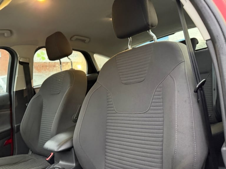 2018 Ford Focus 1.0T EcoBoost Titanium Hatchback 5dr Petrol Auto Euro 6 (s/s) (125 ps) Hatchback ...