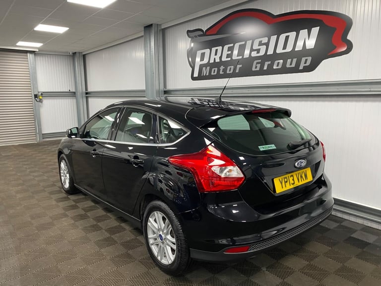  Ford Focus 1.0T EcoBoost Titanium Euro 5 (s/s) 5dr Petrol Manual