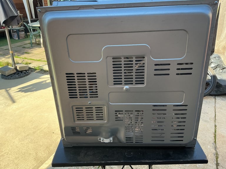 Electric fan oven 