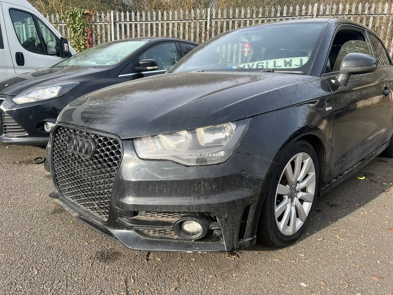 Audi A1 S line Breaking