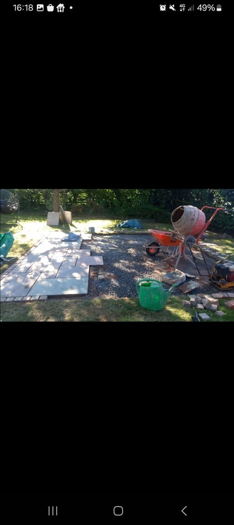 Landscapeing fenceing maintenance 