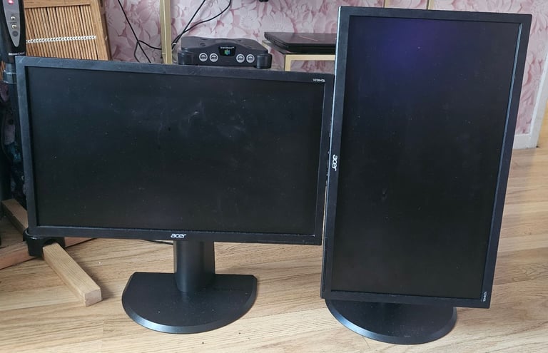 Two ACER 21.5" monitors