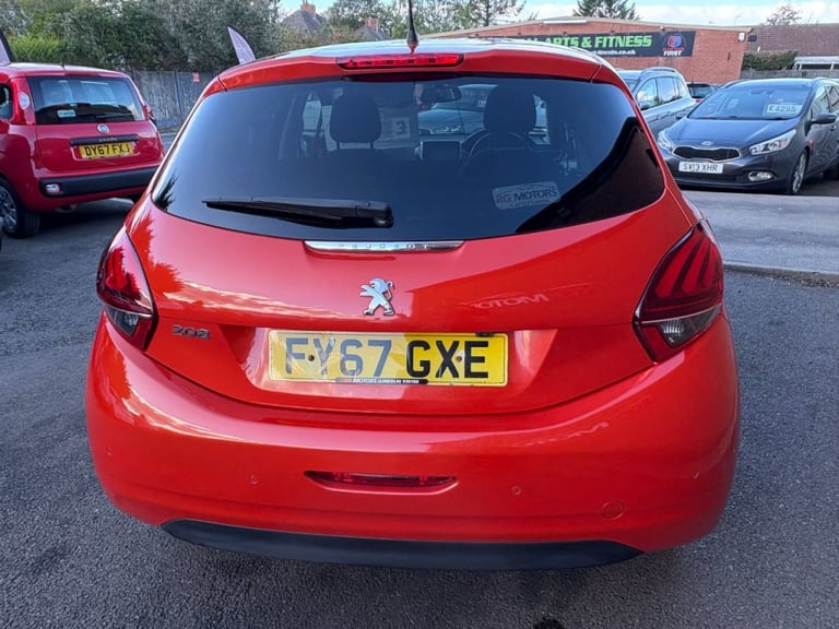  Peugeot 208 1.2 PureTech Allure Premium Orange 5dr Hatch Petrol