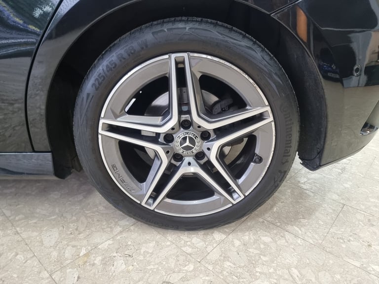 2020 Mercedes-Benz A-Class A200 AMG Line Executive 5dr Auto HATCHBACK Petrol Automatic