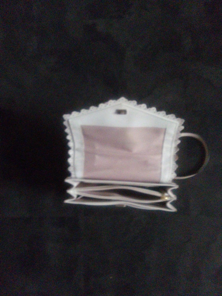 Radley London white leather birds pictures handbag in great condition 