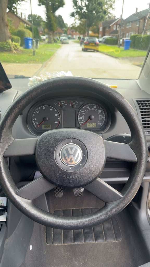 Volkswagen POLO 1.2L - Image 14