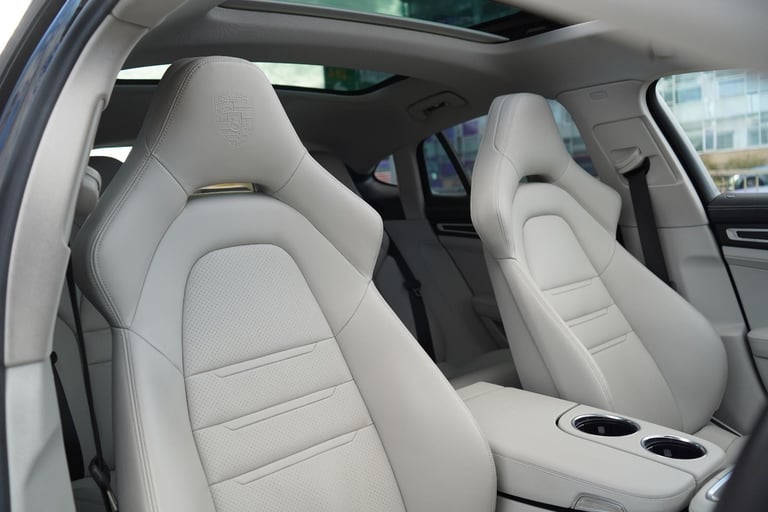 Porsche Panamera 2.9 V6 E-Hybrid 17.9kWh 4 Platinum Edition Saloon 5dr Petrol Pl