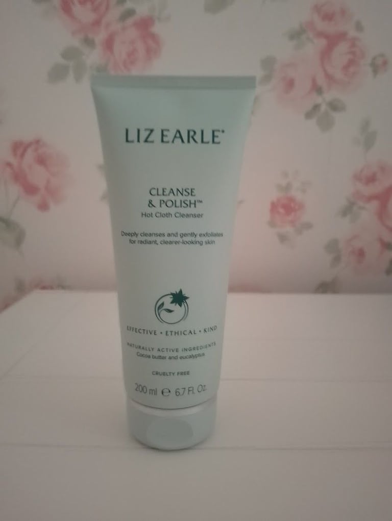 image for NEW LIZ EARLE CLEANSE & POLISH -200MLS