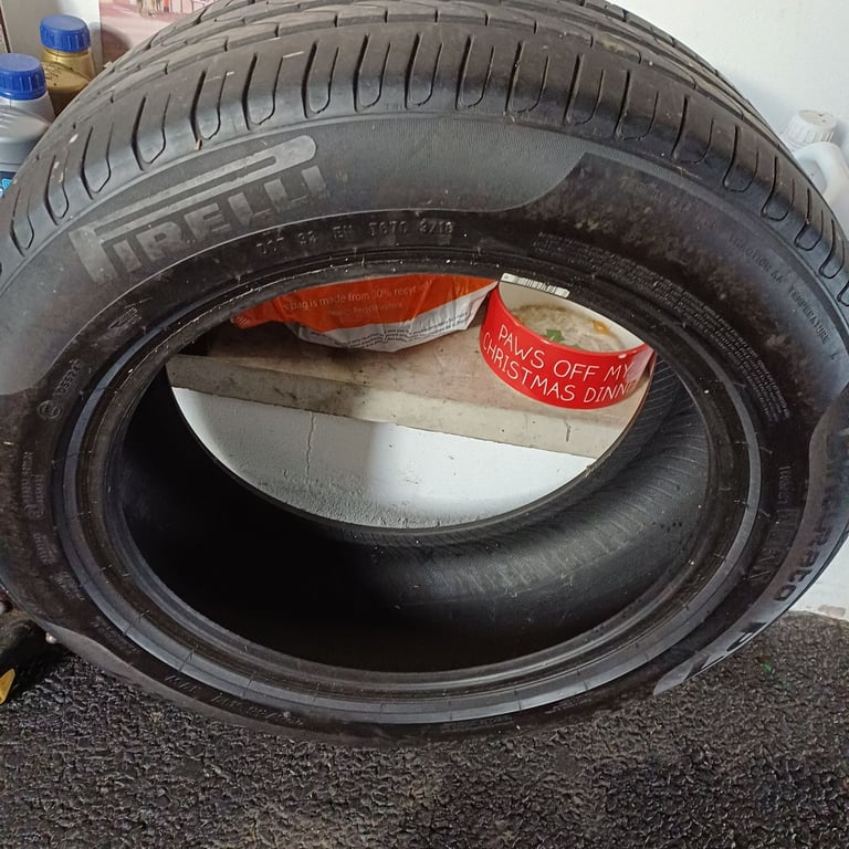 image for PIRELLI TYRE, 225 55 17