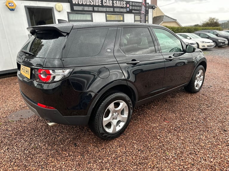 2018 Land Rover Discovery Sport 2.0 eD4 SE Tech SUV 5dr Diesel Manual Euro 6