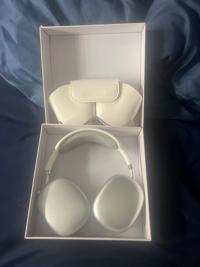 apple max headphones 