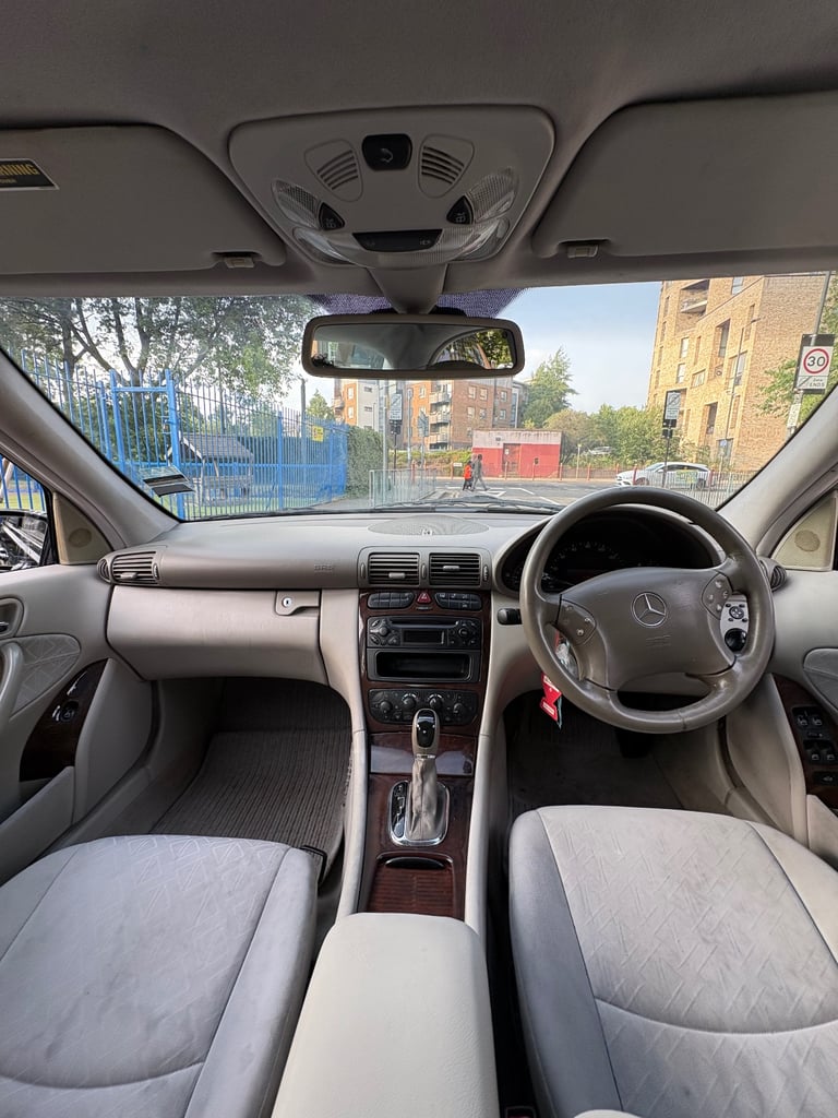 Mercedes-Benz, C CLASS, Saloon, 2002, Automatic, 1998 (cc), 4 doors