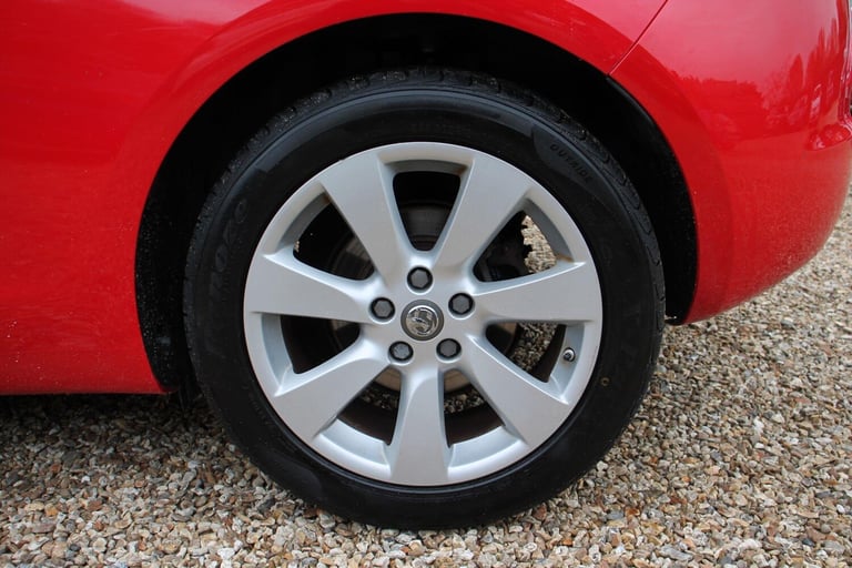  Vauxhall Astra GTC 1.4i Turbo Sport Auto Euro 6 3dr Petrol Automatic