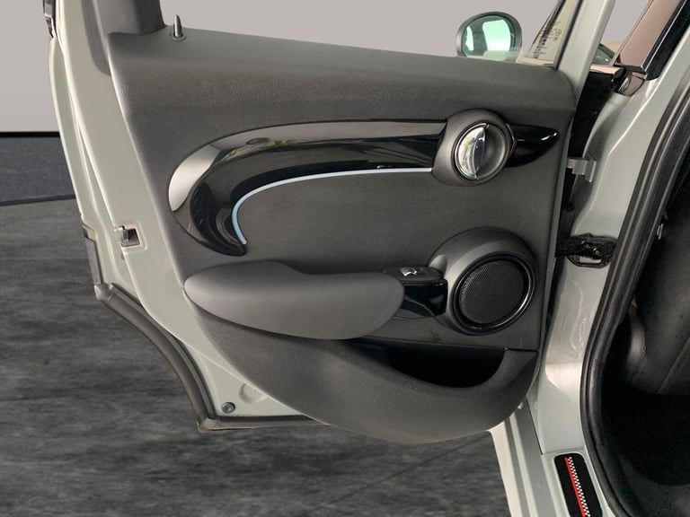 2022 MINI Hatch 1.5 Cooper Sport 5dr HATCHBACK PETROL Manual