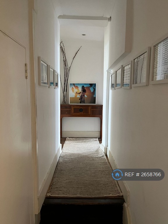 2 bedroom flat in Fountayne Road, London, N16 (2 bed) (#2658766)