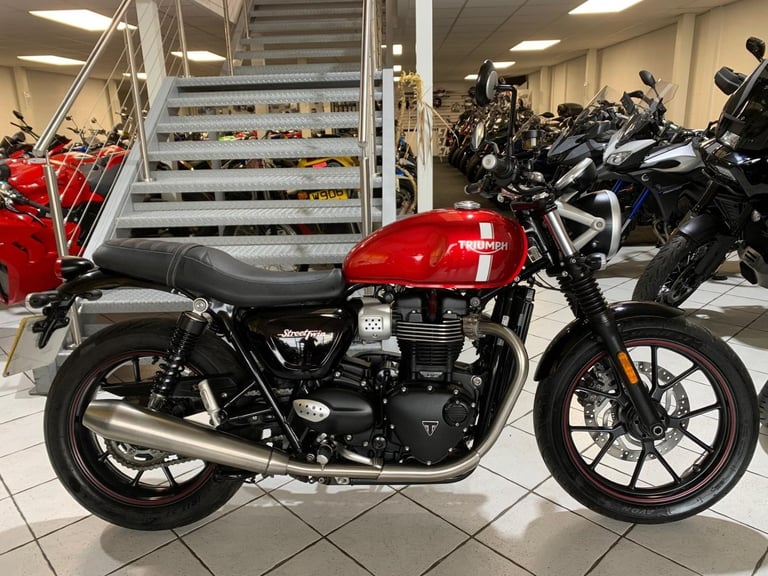 image for Triumph Street Twin 900 2018