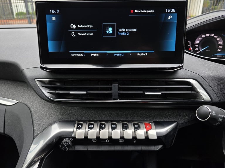 2023 Peugeot 5008 1.2 MHEV Allure Premium + e-DSC Euro 6 (s/s) 5dr HATCHBACK Petrol/Electric Hybr...