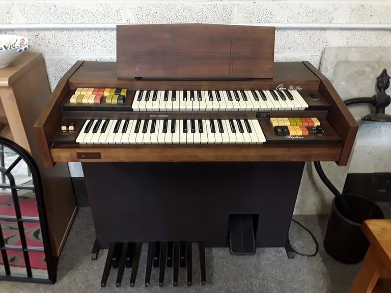 image for Vintage Viscount Odeon De Luxe organ Copley Mill Low Cost Moves 2nd Hand Items STALYBRIDGE SK15 3DN