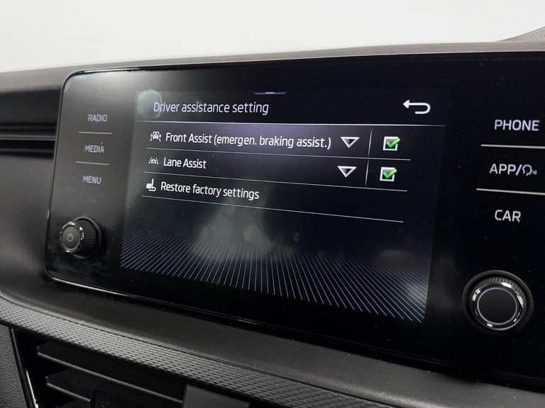 2021 Skoda Kamiq 1.0 TSI SE SUV 5dr Petrol Manual Euro 6 (s/s) (110 ps) HATCHBACK Petrol Manual