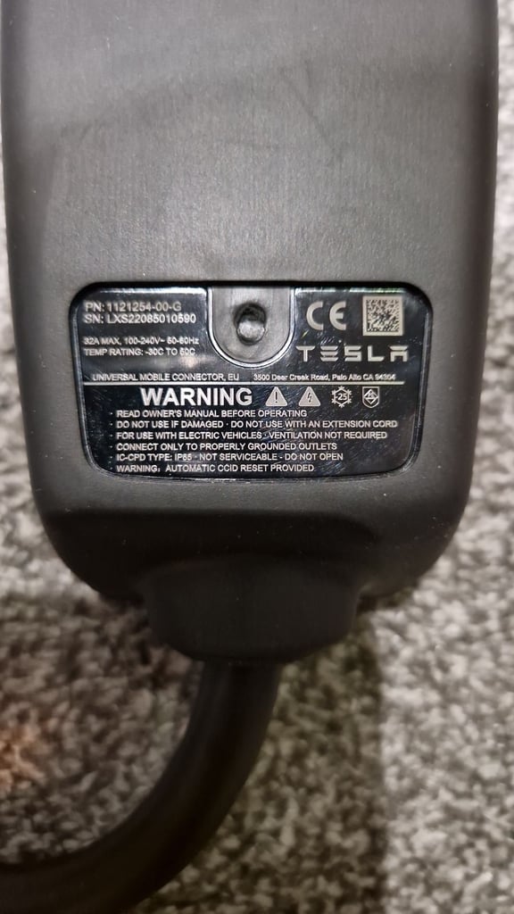 Tesla Mobile Charger 3kw_only £90