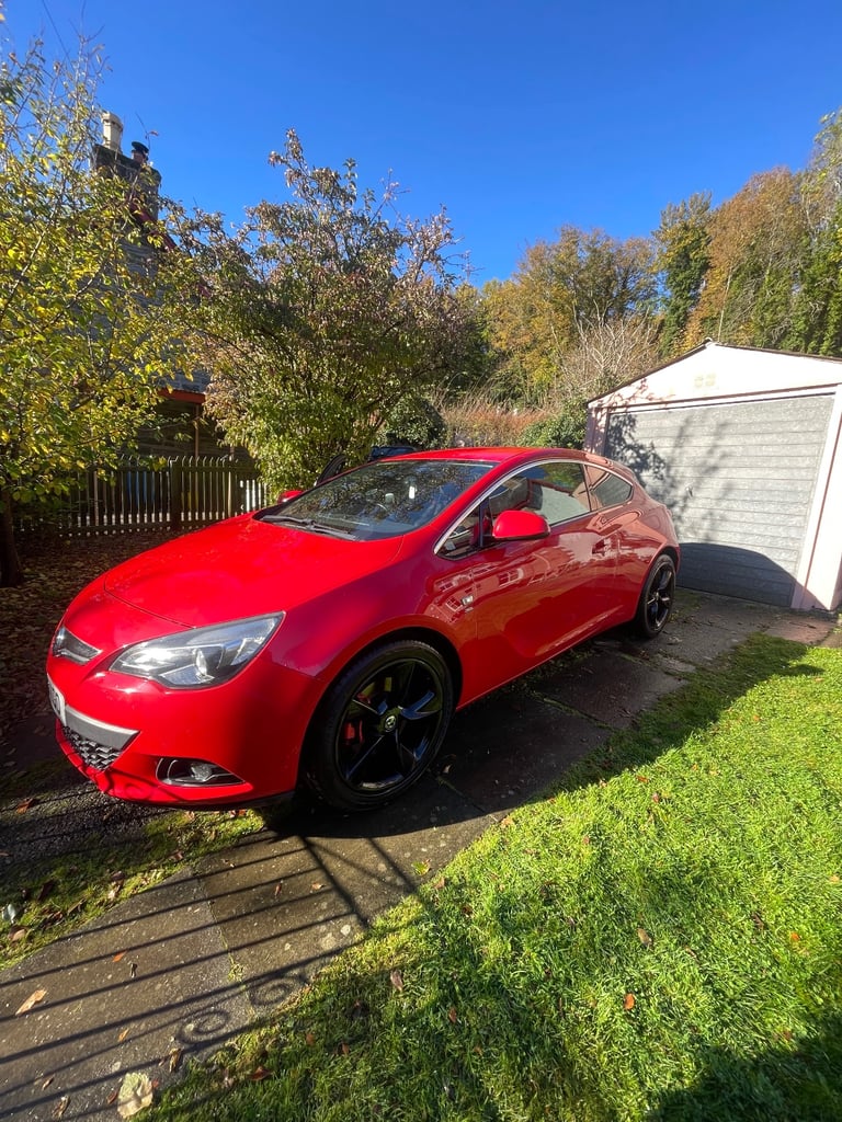 Vauxhall, ASTRA GTC, Hatchback, 2014, Manual, 1598 (cc), 3 doors