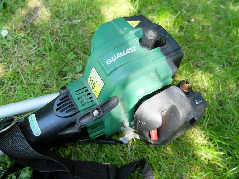 Qualcast two stroke petrol strimmer - for spares