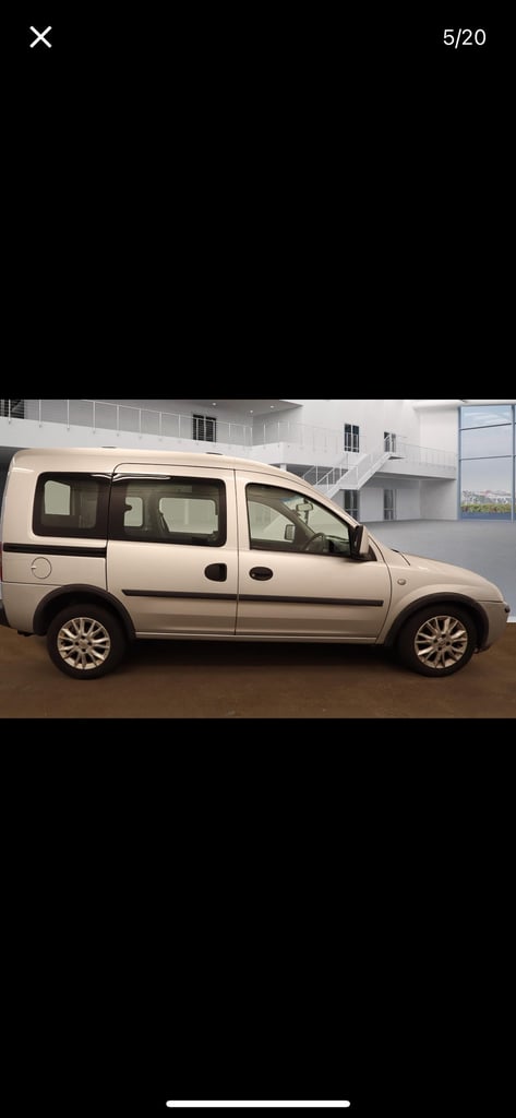 2012 Vauxhall Combo Tour 1.3 CDTi 16V 1700 5dr Easytronic ESTATE Diesel Automatic