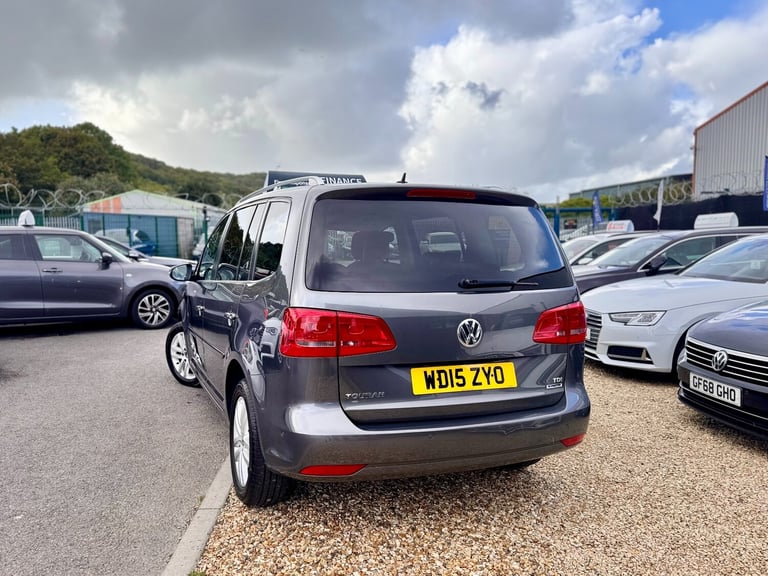 2015 Volkswagen Touran 1.6 TDI 105 BlueMotion Tech SE 5dr DSG MPV Diesel Automatic