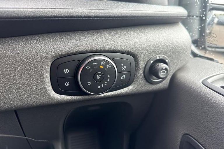 2025 Ford Transit 460 Leader L4 H3 ELWB High Roof 17 Seater Minibus RWD 2.0 EcoBlue 165ps, AI Min...