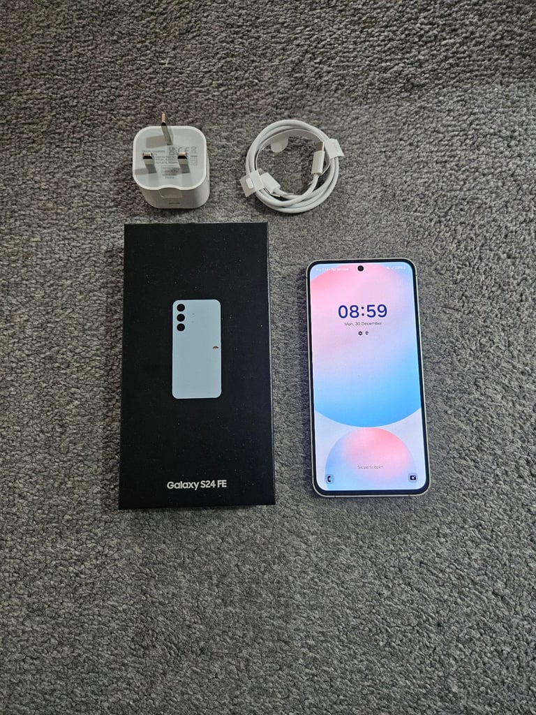 image for Samsung S24 FE 5G Bundle 128GB Unlocked Blue Dual Sim Warranty