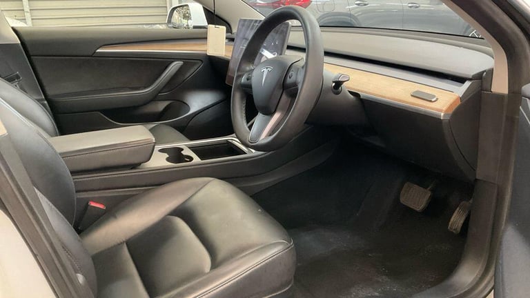 2021 Tesla Model 3 Standard Range Plus Auto RWD 4dr SALOON Electric Automatic