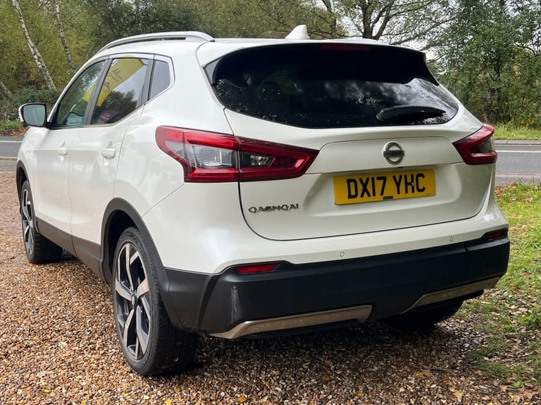 2017 Nissan Qashqai 1.6 dCi Tekna 5dr HATCHBACK DIESEL Manual