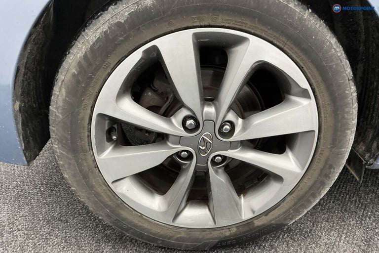 2017 Hyundai i20 1.2 Premium Nav 5dr HATCHBACK PETROL Manual