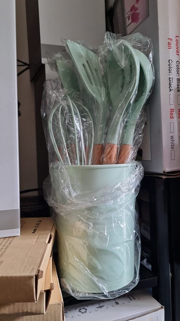 Brand New 10 Pieces Kitchen Utensils Set