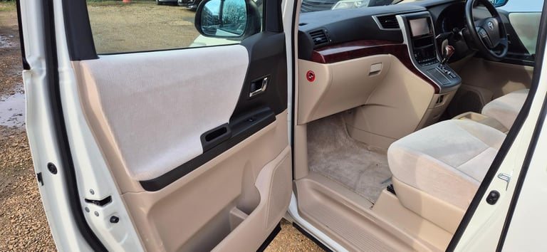 2008 Toyota Alphard,NEW SHAPE  66,749 Miles, 2.4 Litre, Petrol, Automatic