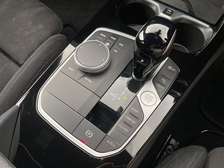 2023 BMW 1 Series 2.0 M135i Auto xDrive Euro 6 (s/s) 5dr HATCHBACK Petrol Automatic