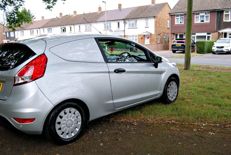 Ford, FIESTA, Car Derived Van, 2013, Manual, 1560 (cc)