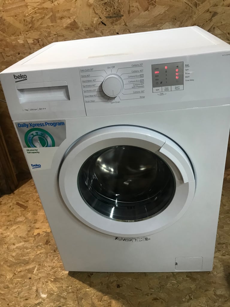 image for Beko 7kg 1200 spin wasing  machine nearly new condition £80