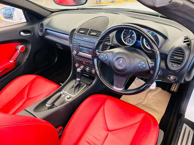 2011 Mercedes-Benz SLK 1.8 SLK 200 Kompressor Auto 2dr Convertible Petrol Automatic