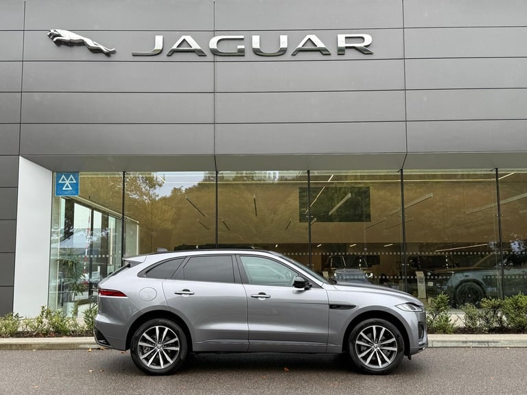 2024 Jaguar F-Pace 2.0 D200 MHEV R-Dynamic SE Black SUV 5dr Diesel Auto AWD Euro 6 (s/s) (204  ES...