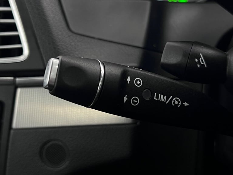 2016 Mercedes-Benz E Class E220 BlueTEC AMG Line Premium 2dr 7G-Tronic CONVERTIBLE DIESEL Automatic