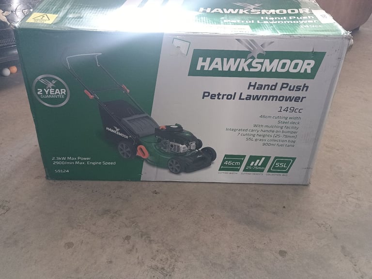image for Hawksmoor 46cm 149cc Hand Push Lawn Mower
