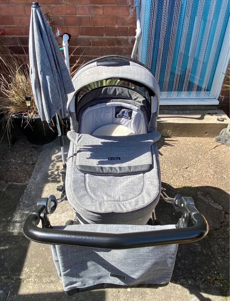Babystyle Presige Classic chassis pram/pushchair