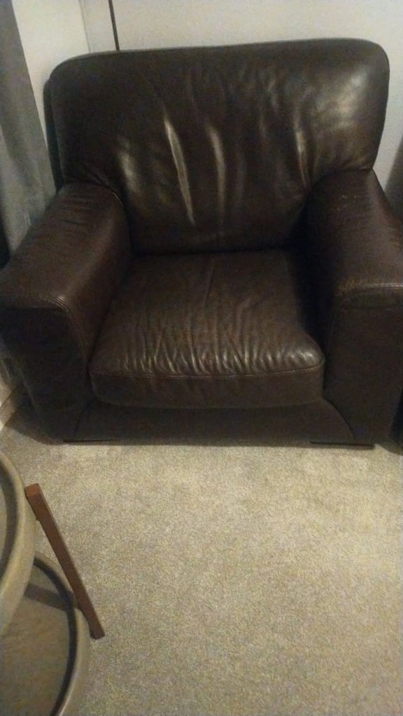 FREE!!! Faux leather chair