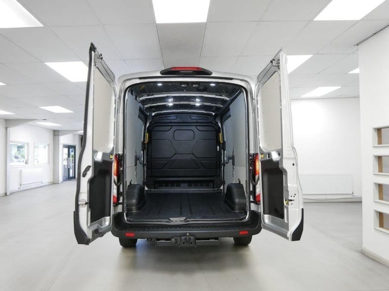 71 FORD TRANSIT 350 2.0 EBL 130 BHP L2 MEDIUM LEADER 6DR AUTOMATIC ( AIR CON )