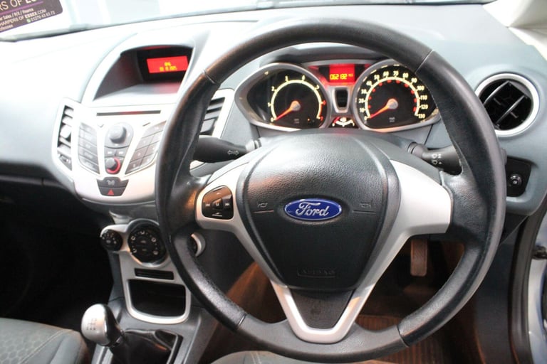  Ford Fiesta 1.25 Zetec 5dr Petrol Manual