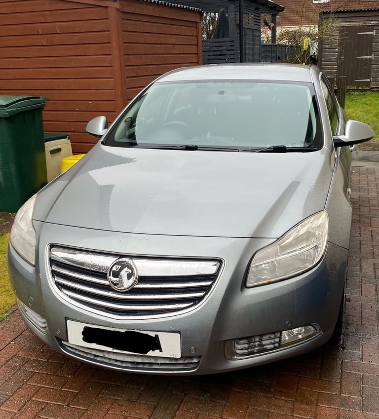 Vauxhall, INSIGNIA, Hatchback, 2011, Manual, 1956 (cc), 5 doors